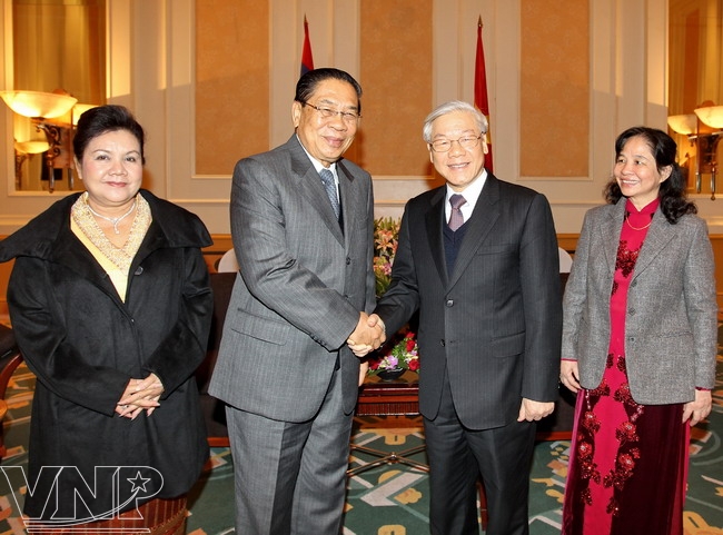 ໜັງສືພິມລາວ ຕີລາຄາກ່ຽວກັບ ການຢ້ຽມຢາມຫວຽດນາມ ຂອງທ່ານເລຂາທິການໃຫຍ່, ປະທານປະເທດລາວ